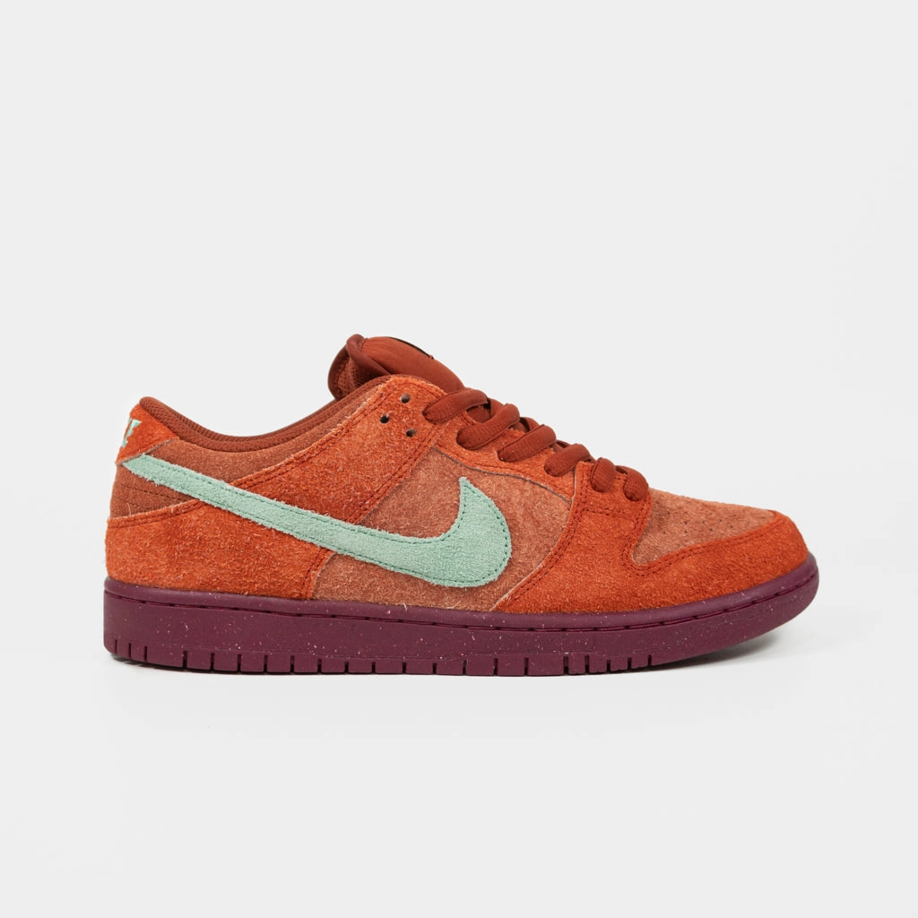 Nike SB - Dunk Low Pro Shoes (UK ONLY - ONE PAIR PER CUSTOMER) - Mystic Red / Emerald Rise - Rugged Orange Nike Shoes Jordan Shoes