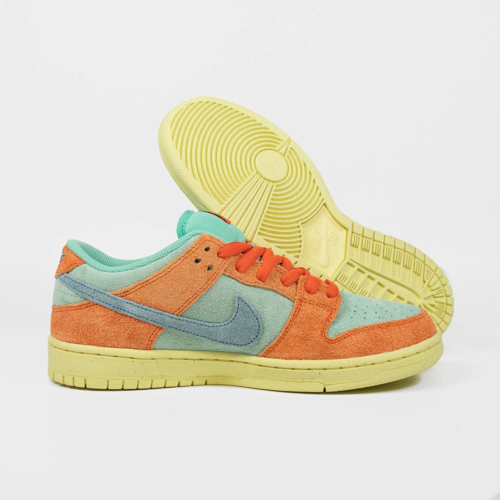 Nike SB - Dunk Low Pro Shoes (UK ONLY - ONE PAIR PER CUSTOMER) - Orange / Noise Aqua - Emerald Rise - Orange Nike Shoes Design