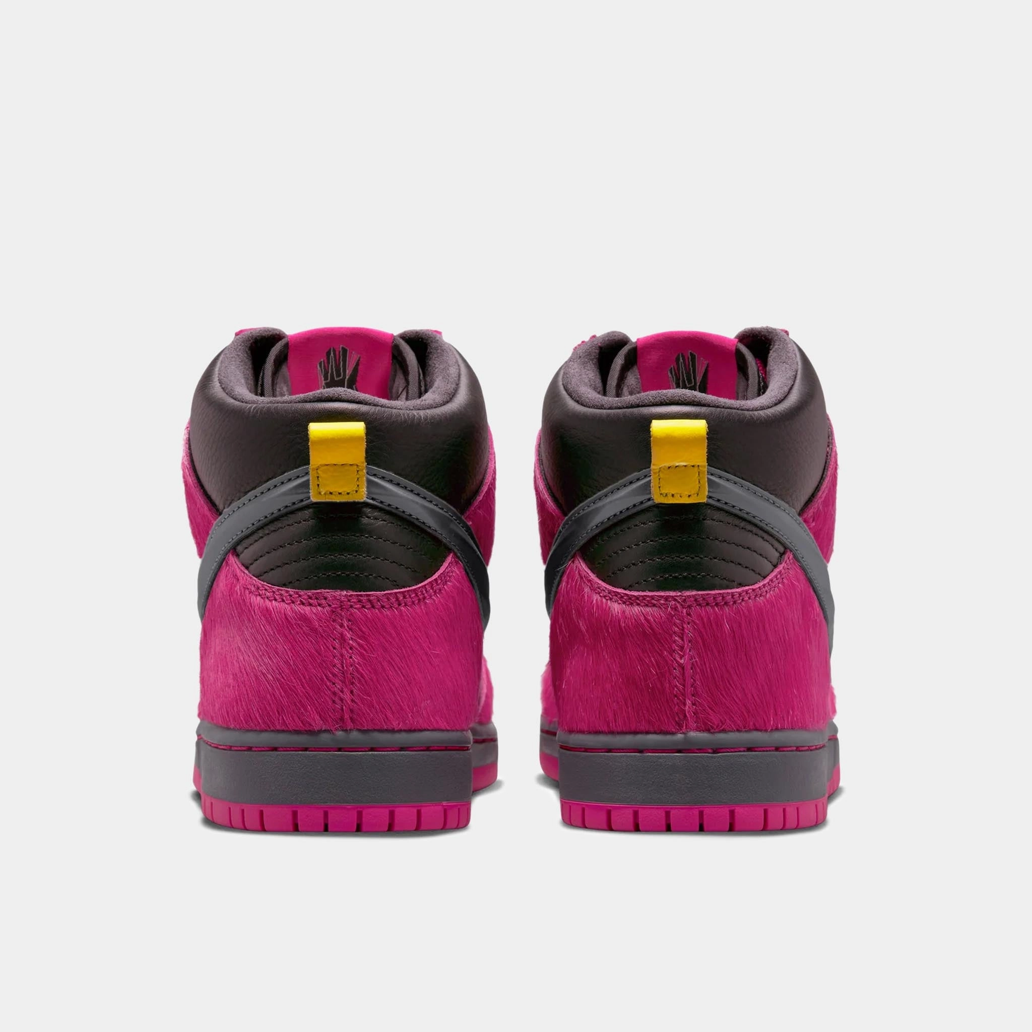 Nike SB - Run The Jewels Dunk High Pro Shoes (UK ONLY) - Active Pink / Black Nike Zoom In Shoes