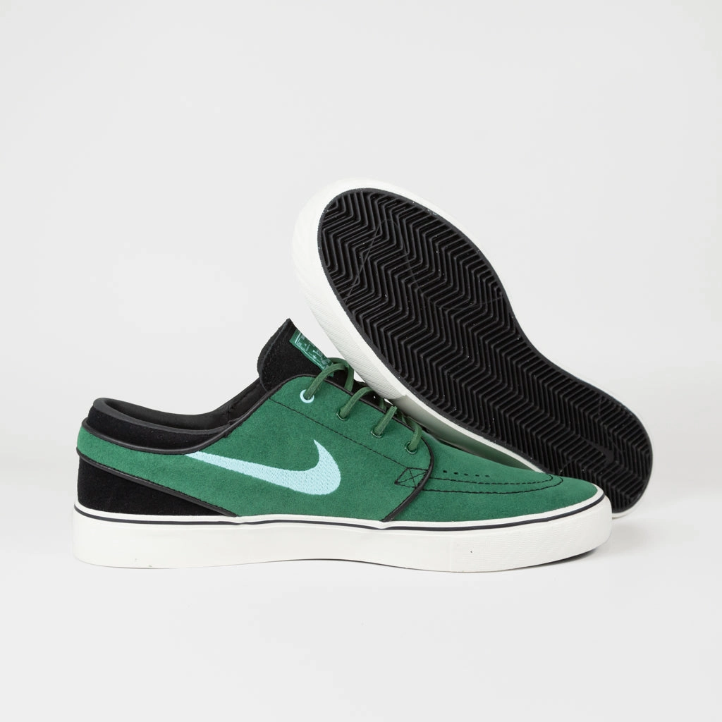 Nike SB - Stefan Janoski OG  Shoes - Gorge Green / Copa Action Green Wembanyama Nike Shoes