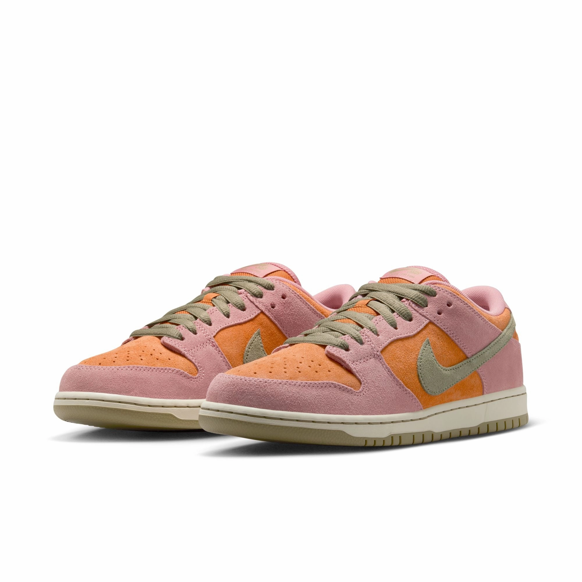 Nike Badminton Shoes Nike SB Dunk Low Pro-Red Stardust/Monarch