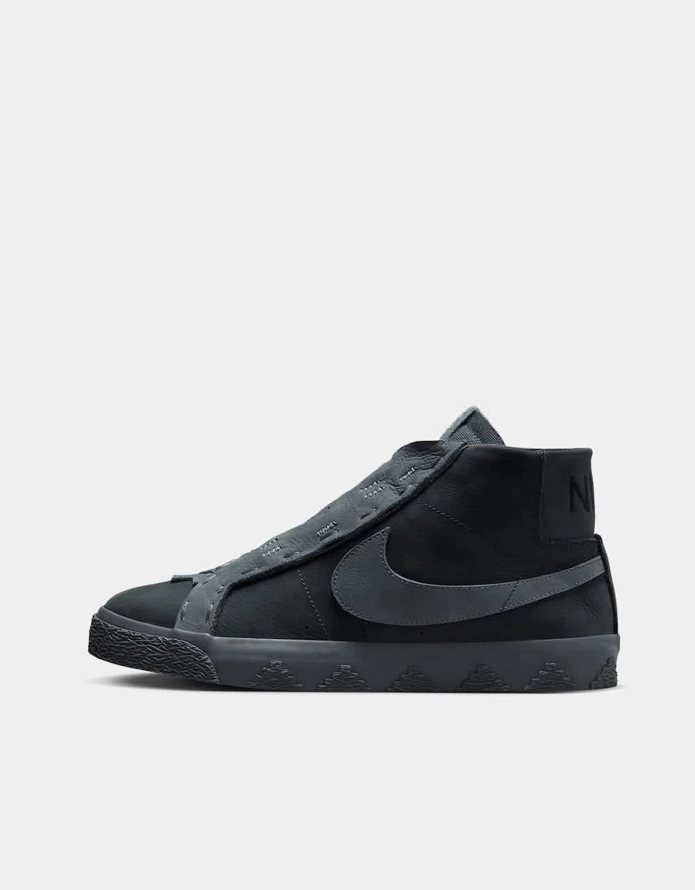 Coolest Nike Shoes Nike SB x Di'Orr Greenwood Blazer Mid QS Skate Shoes - Anthracite/Dark Smoke Grey