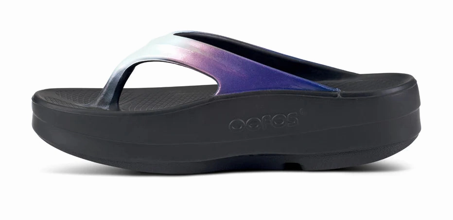 Oofos | OOmega OOlala Luxe Sandal | Womens | Calypso Pillow Arch Support Flip Flops