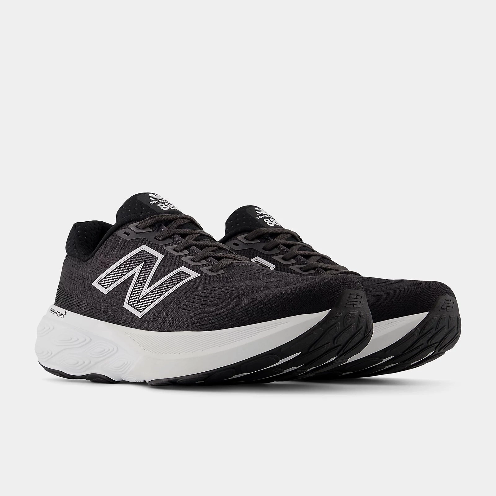 Spazzolato Leather Derby Shoes New Balance Mens Fresh Foam X 880v15- Black/White/Reflection (M880B15)