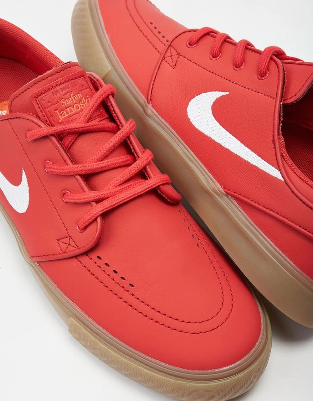 Nike SB Zoom Janoski ISO Skate Shoes - Unviversity Red/White-Universiy Red-Gum Lt Brown Nike Dunk Low Retro Casual Shoes