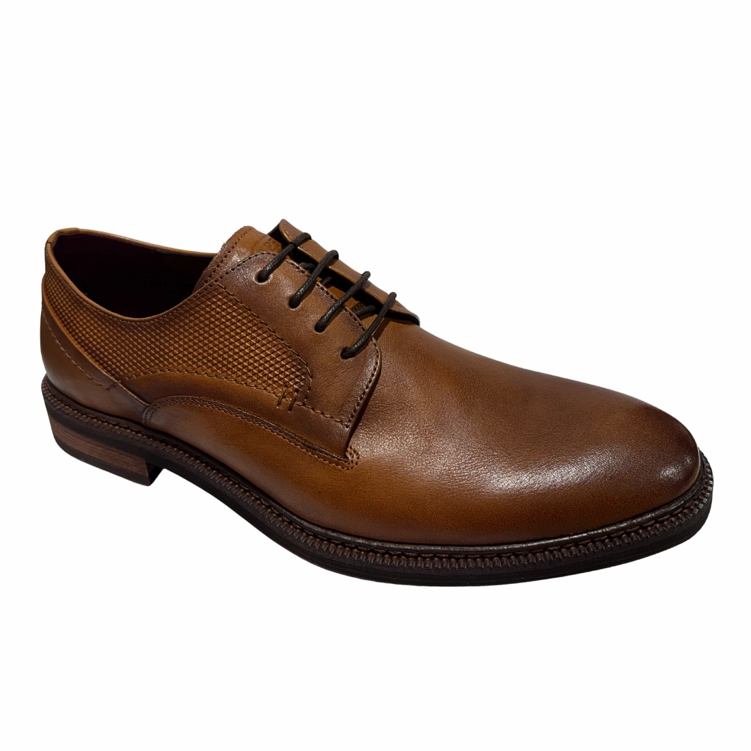 Escape Mens Shoe Stellar Chestnut Brogues Vs Oxfords