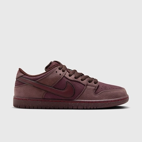 Nike SB - 'City Of Love' Dunk Low Pro Shoes (UK ONLY) - Burgundy Crush / Dark Team Red Lebron James Shoes Nike Store