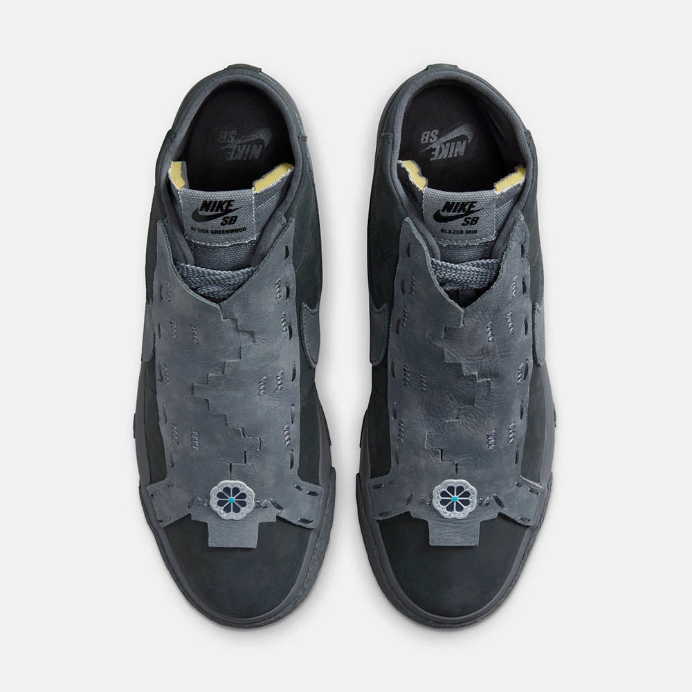 Tennessee Nike Shoes Nike SB - 'Di'orr Greenwood' Blazer Mid QS Shoes - Anthracite / Dark Smoke Grey