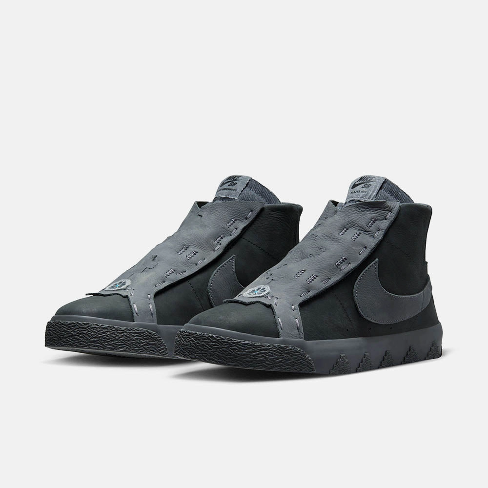 Nike SB - 'Di'orr Greenwood' Blazer Mid QS Shoes - Anthracite / Dark Smoke Grey Nike X Jacquemus Shoes