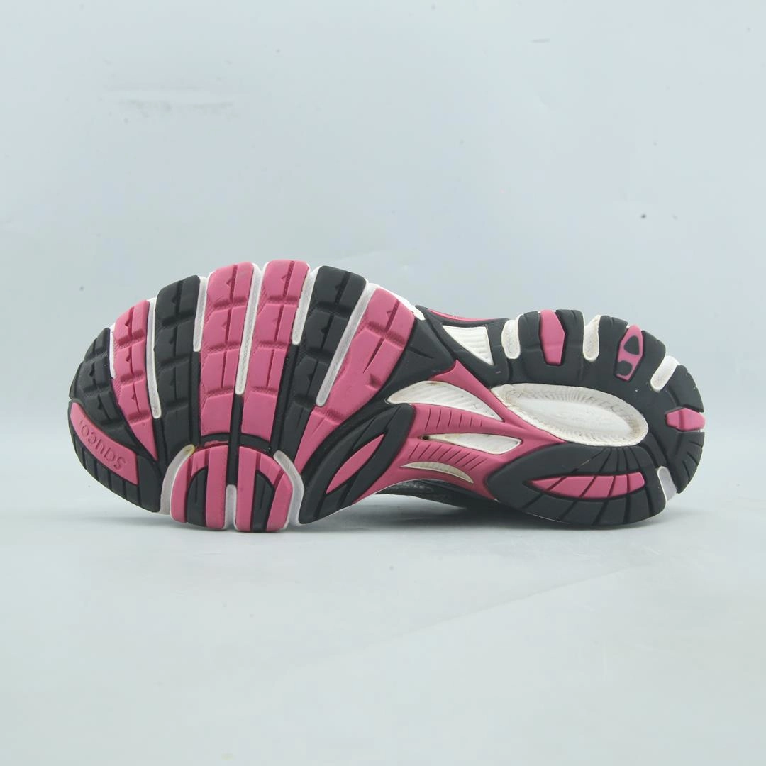 SAUCONY GRID MARAUDER 3 Illegal Running Shoes