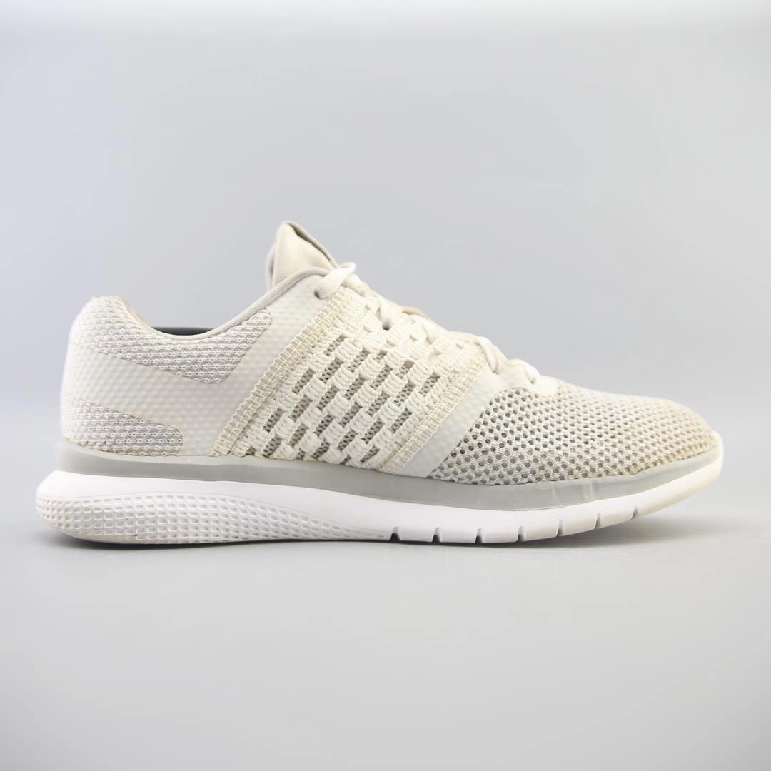 REEBOK PT PRIME RUNNER Badminton Shoes For Wide Feet