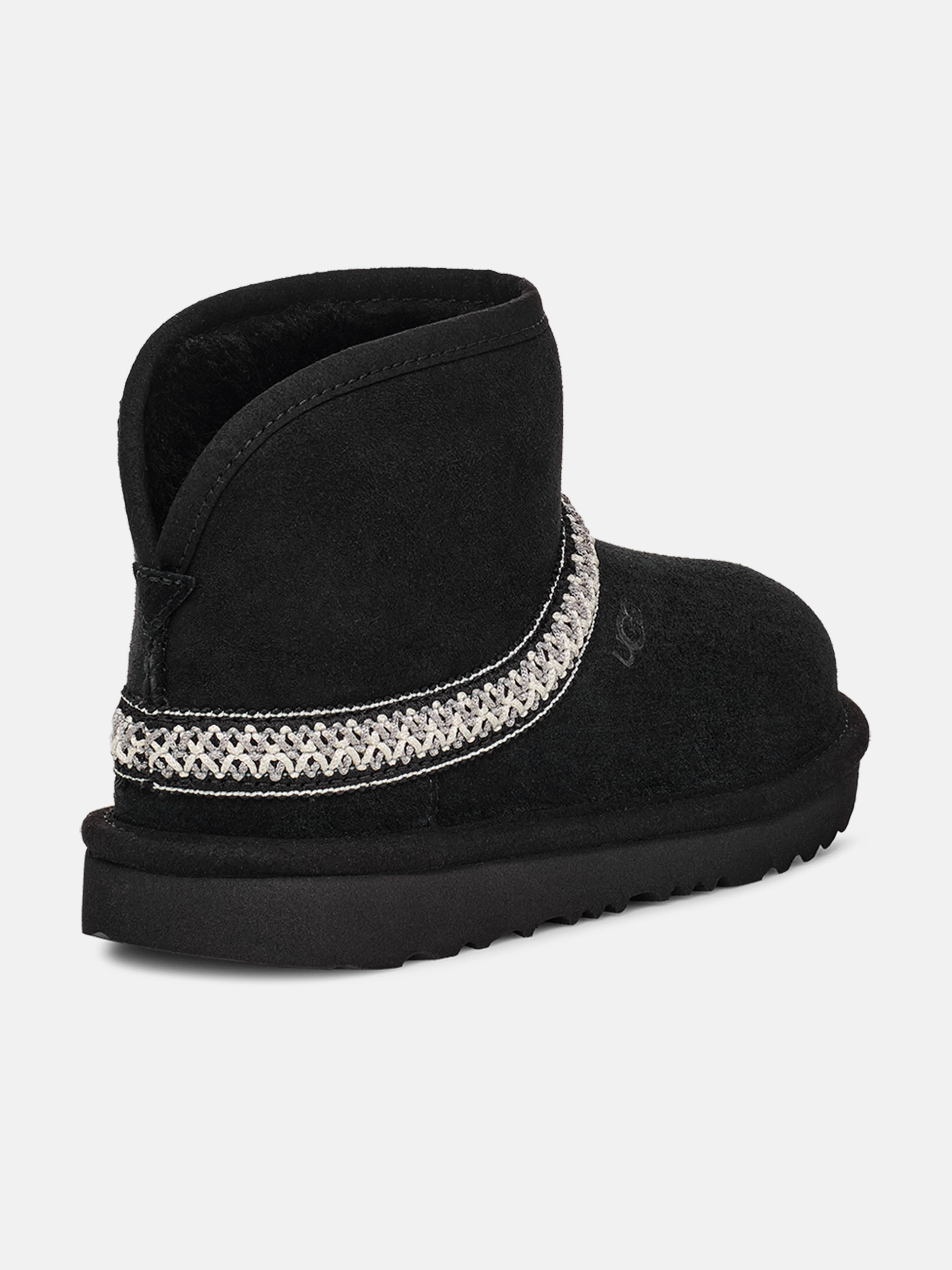 UGG Kids Classic Mini Crescent Boots in Black Chelsea Boots With Jeans