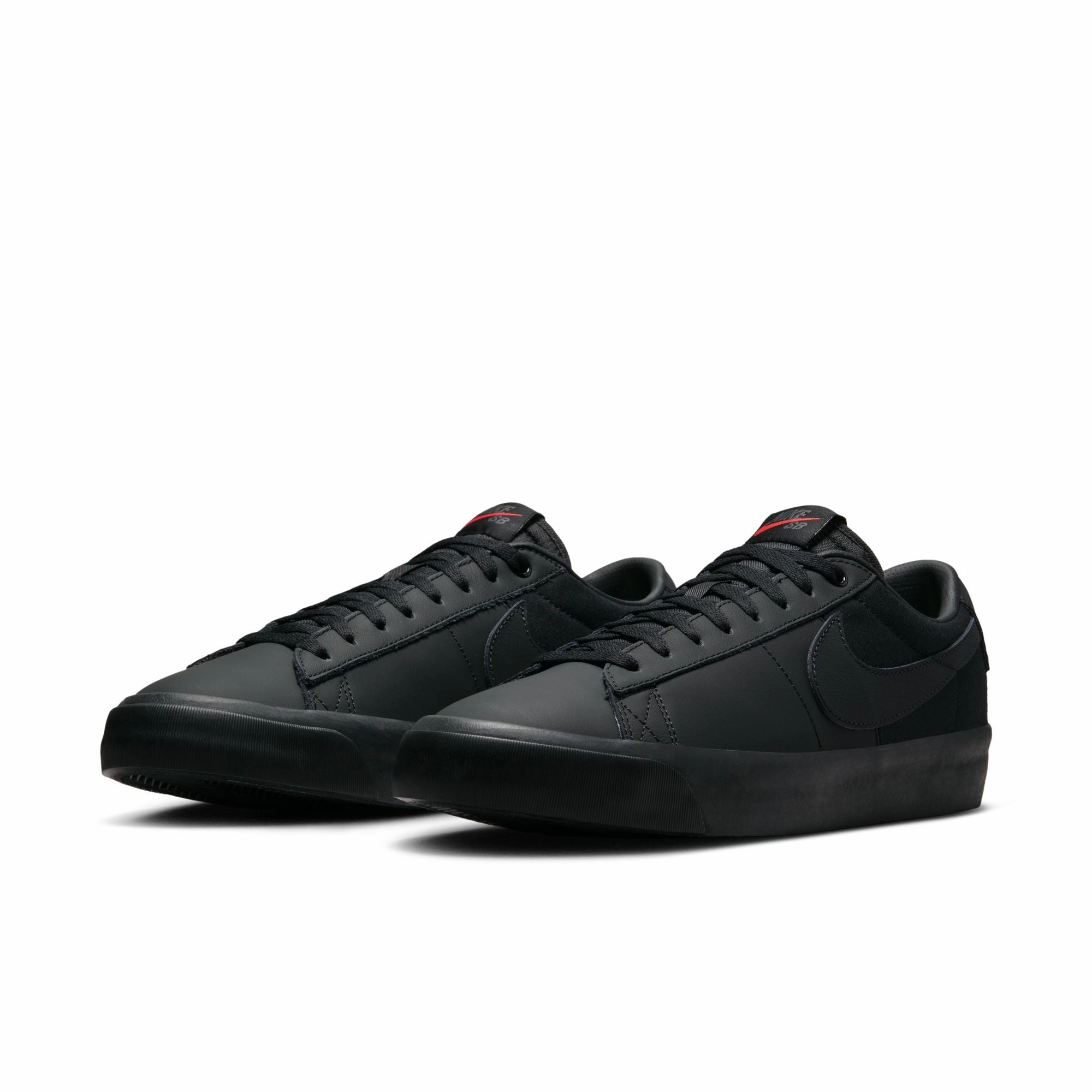 Nike SB Zoom Blazer Low Pro GT ISO Shoes-Triple Black Running Shoes Nike Free
