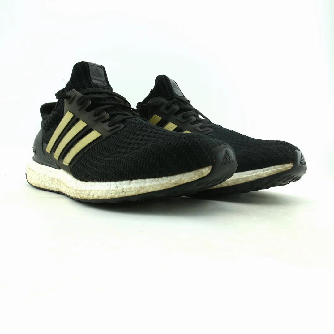 Good And Affordable Running Shoes ADIDAS  ULTRA BOOST 4.0 DNA