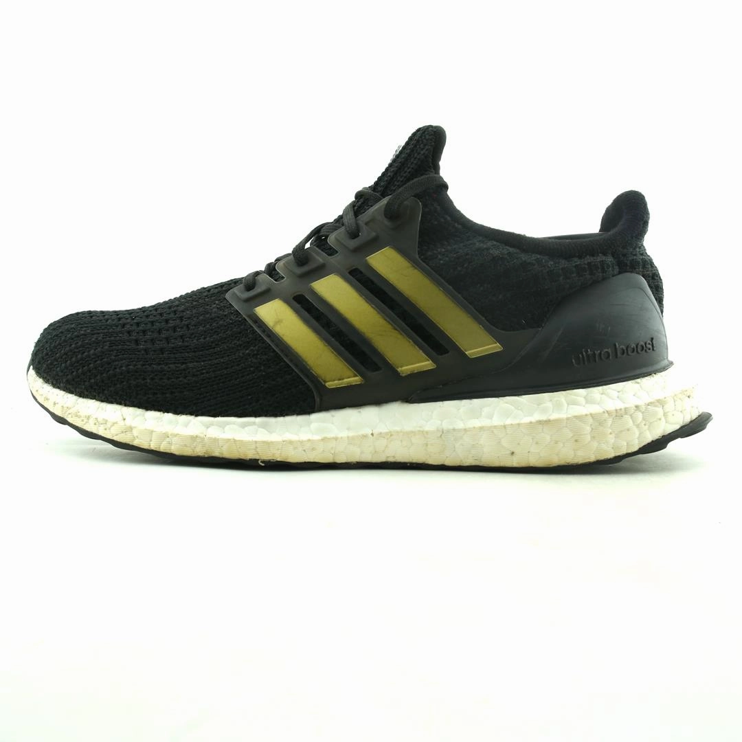 Running Shoes Size 7 ADIDAS  ULTRA BOOST 4.0 DNA