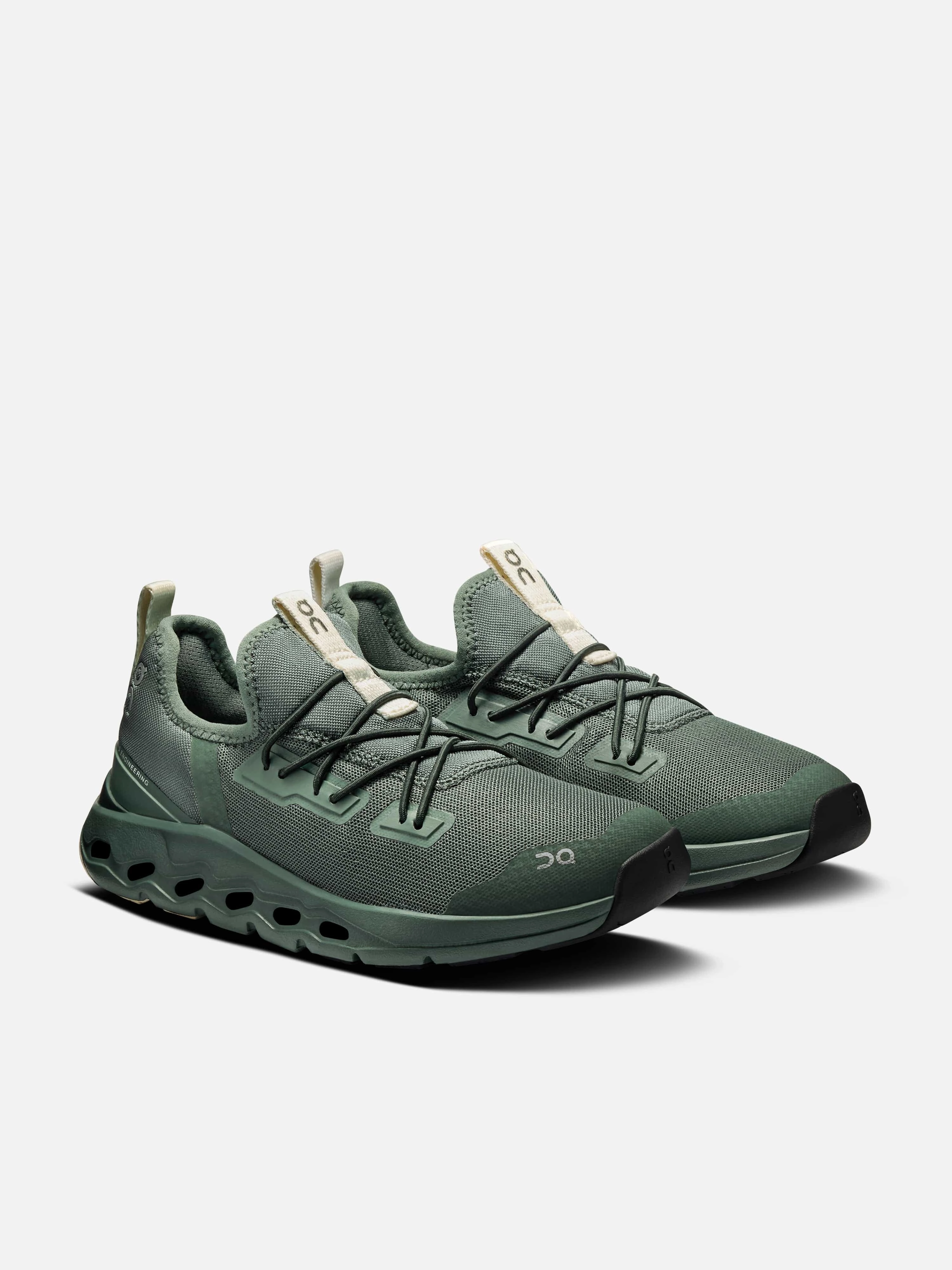 Running Zoom Shoes On Running Kids Cloudleap Trainers in Green