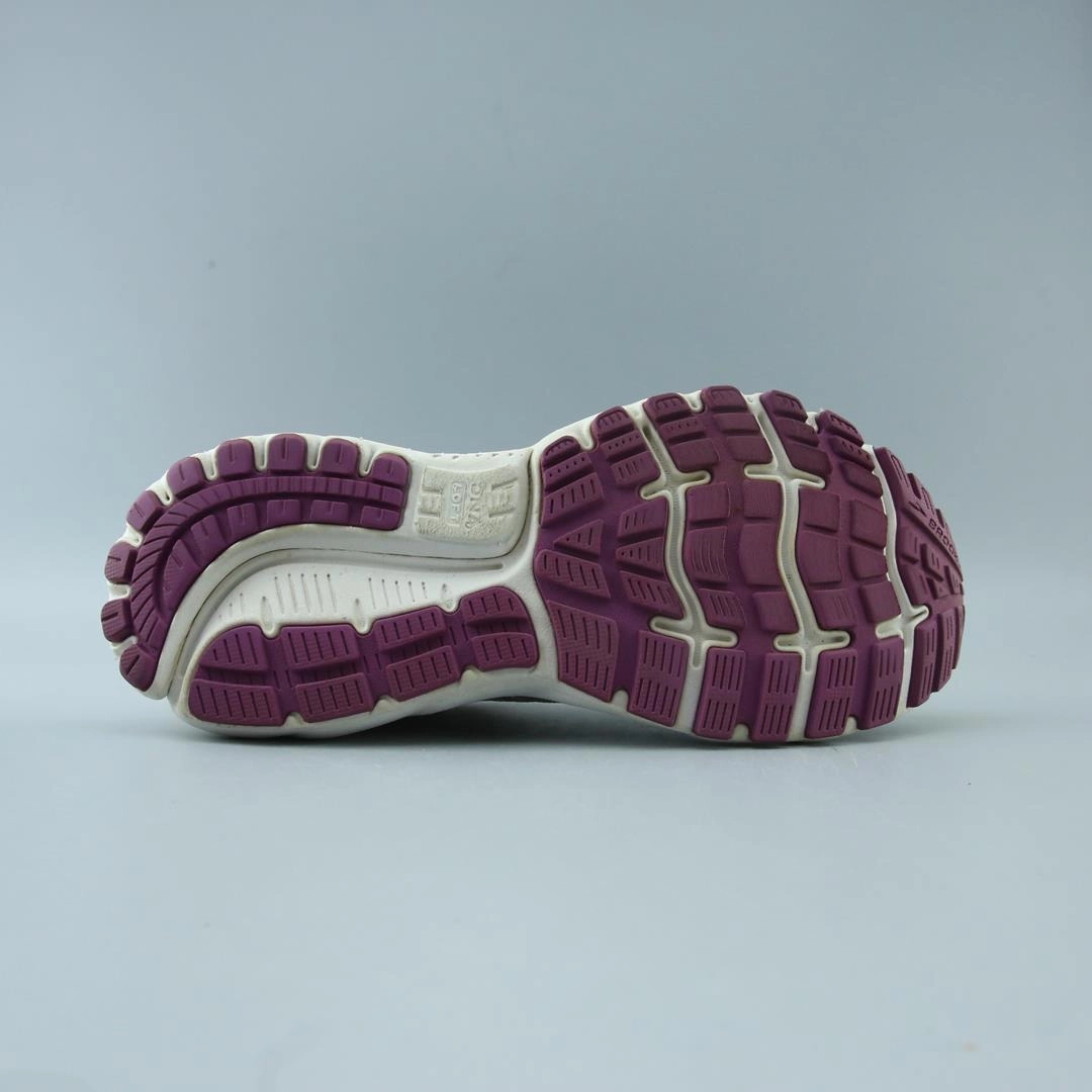 BROOKS GHOST 12 Three Horse Shoes Running Waters