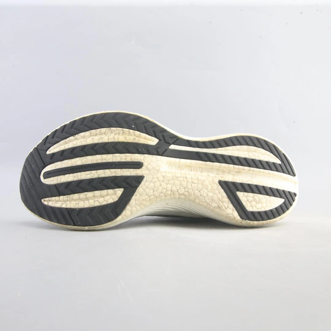 SAUCONY  ENDORPHIN SPEED 3 Volleyball Shoes Amazon