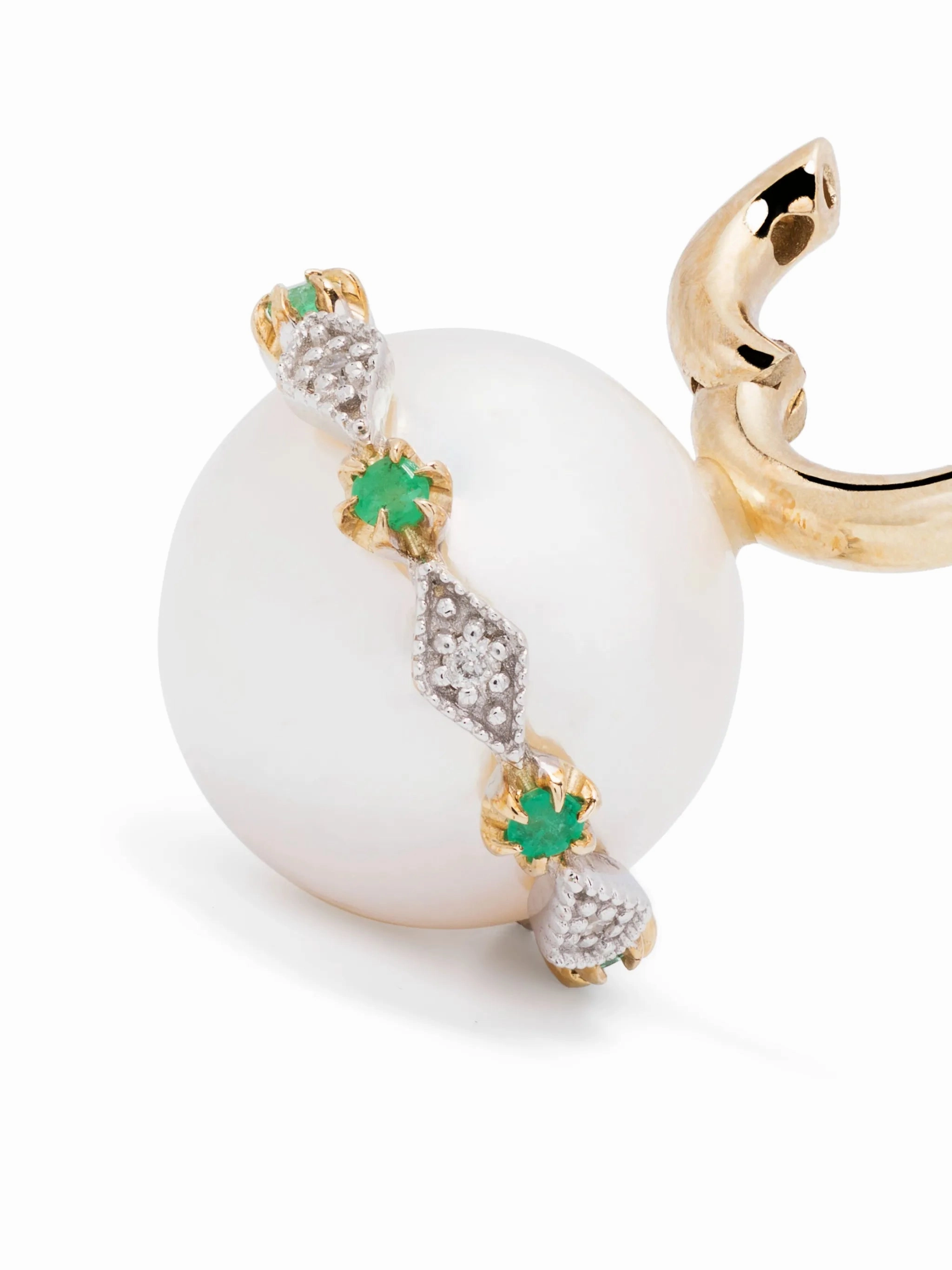 9kt yellow gold Chelsea N4 pearl and diamond earring Chelsea Boots Size 16