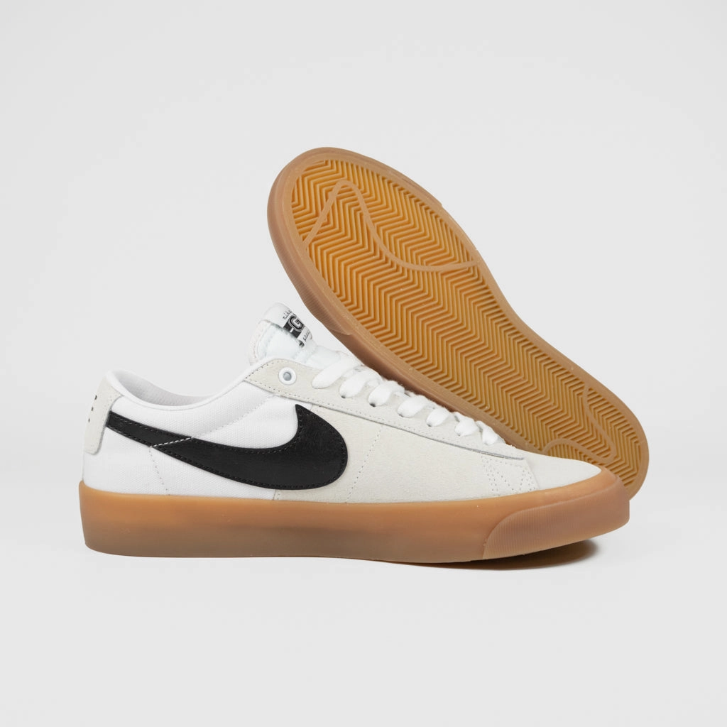 Fashion Sneaker Nike Shoes Nike SB - Grant Taylor GT Blazer Low Shoes - White / Black / Gum