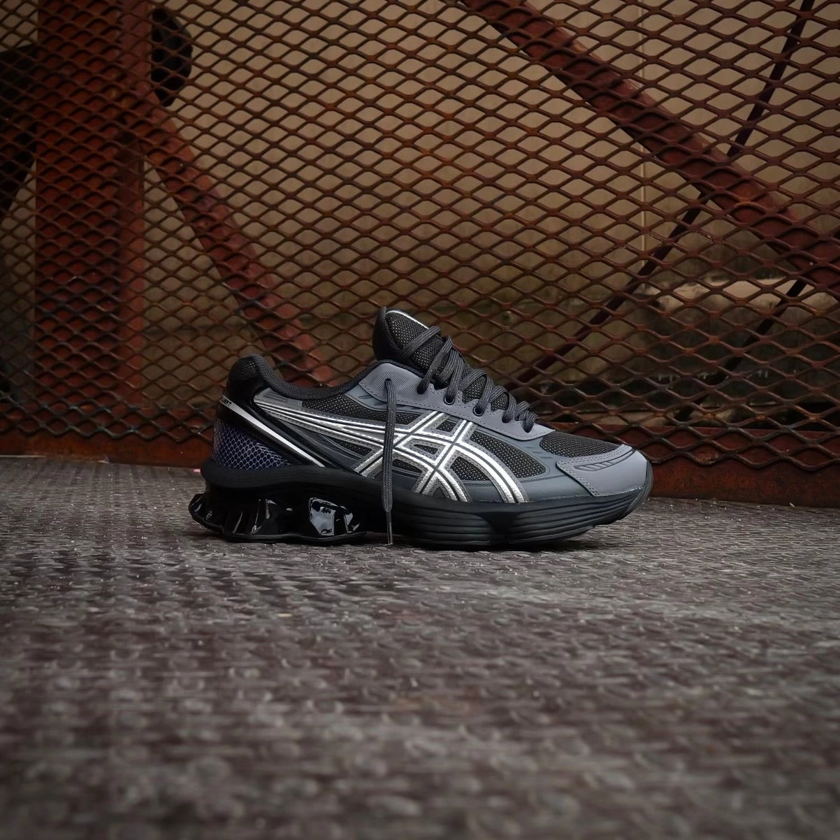 Mens Asics Gel-Kinetic Fluent (Graphite Grey/Pure Silver) Asics Forefoot Running Shoes