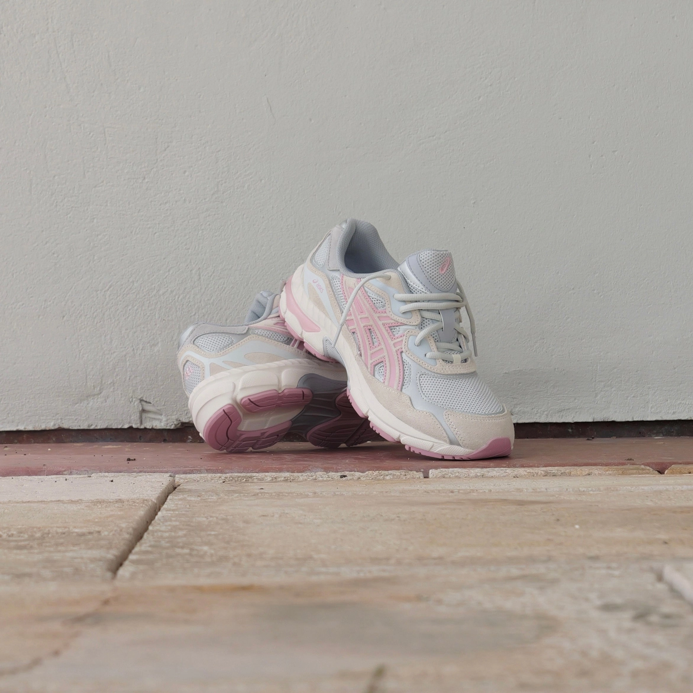 Best Running Shoes For The Treadmill Asics Gel-Nyc Grade School (Glacier Grey/Coneflower)