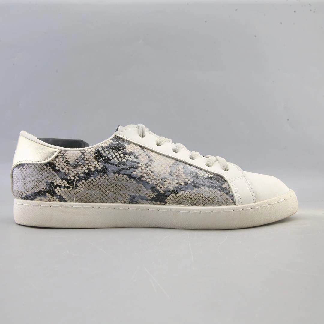 VINTAGE HAVANA . Best Grip Shoes For Volleyball