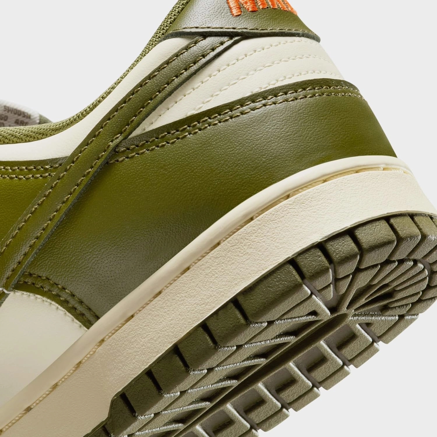 Dunk Low Retro Mens Basketball Shoes (Coconut Milk/Rough Green/Electro Orange) (IH0245-113, Beige/Green/Orange) Nike Preschool Court Borough Mid Shoes