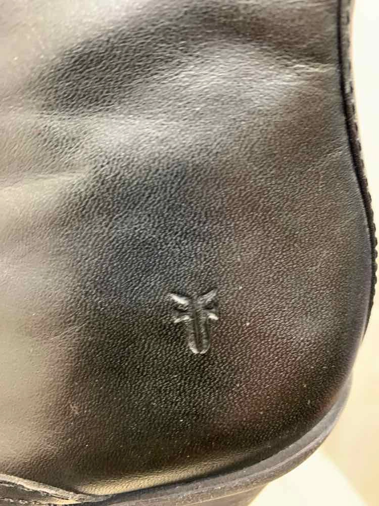 PRE-OWNED FRYE SHOES Shoe Size 8.5 Black Leather ANKLE BOOT Shoes Totes Ankle Boots