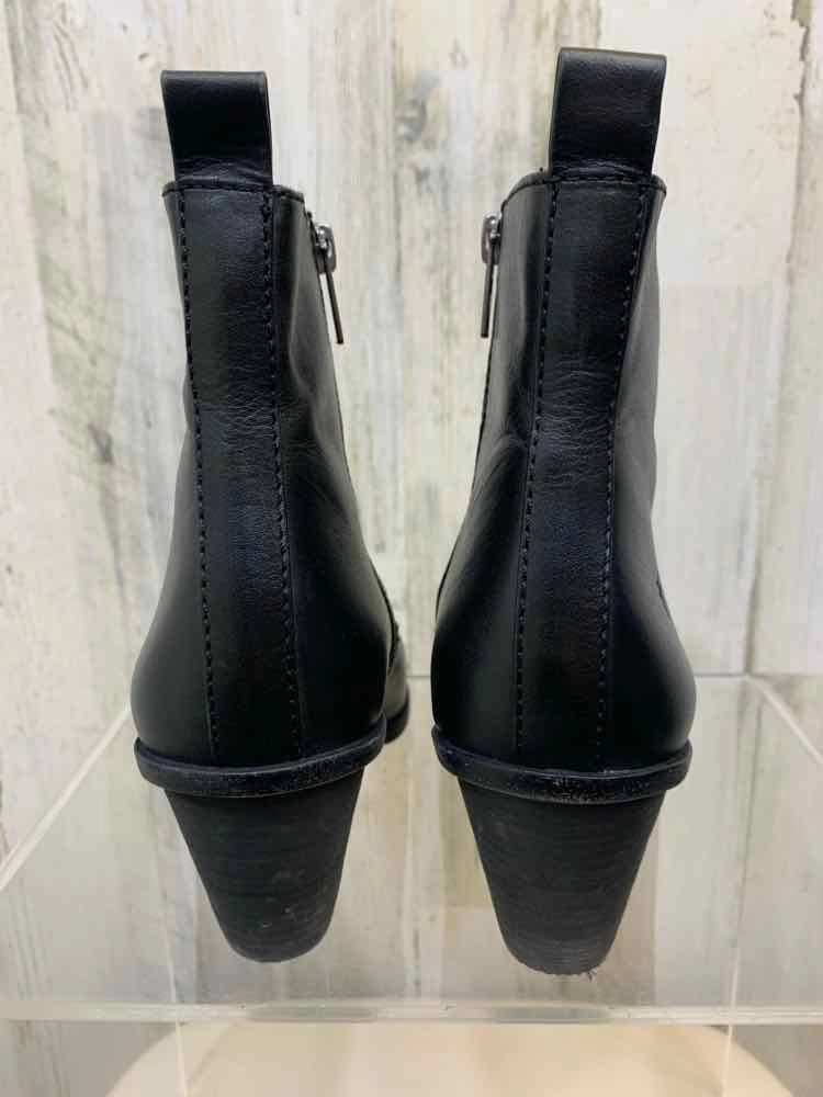 Fuzzy Ankle Boots PRE-OWNED FRYE SHOES Shoe Size 8.5 Black Leather ANKLE BOOT Shoes