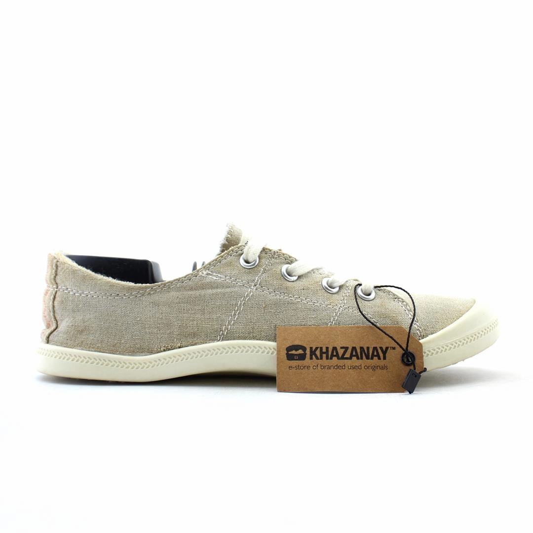 MAD POUL . Asics Volleyball Shoes Olympics