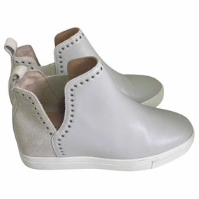 Chelsea Boots Good For Snow Shoes Flats By Chelsea And Violet In Grey, Size:7.5