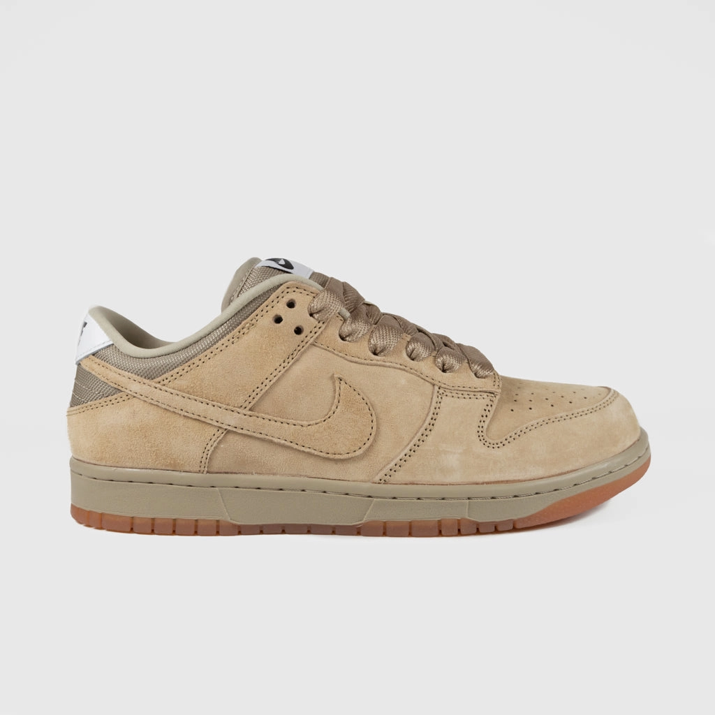 Nike Shoes With Just Do It Nike SB - Pro B Dunk Low Shoes - Parachute Beige - Desert Khaki - White