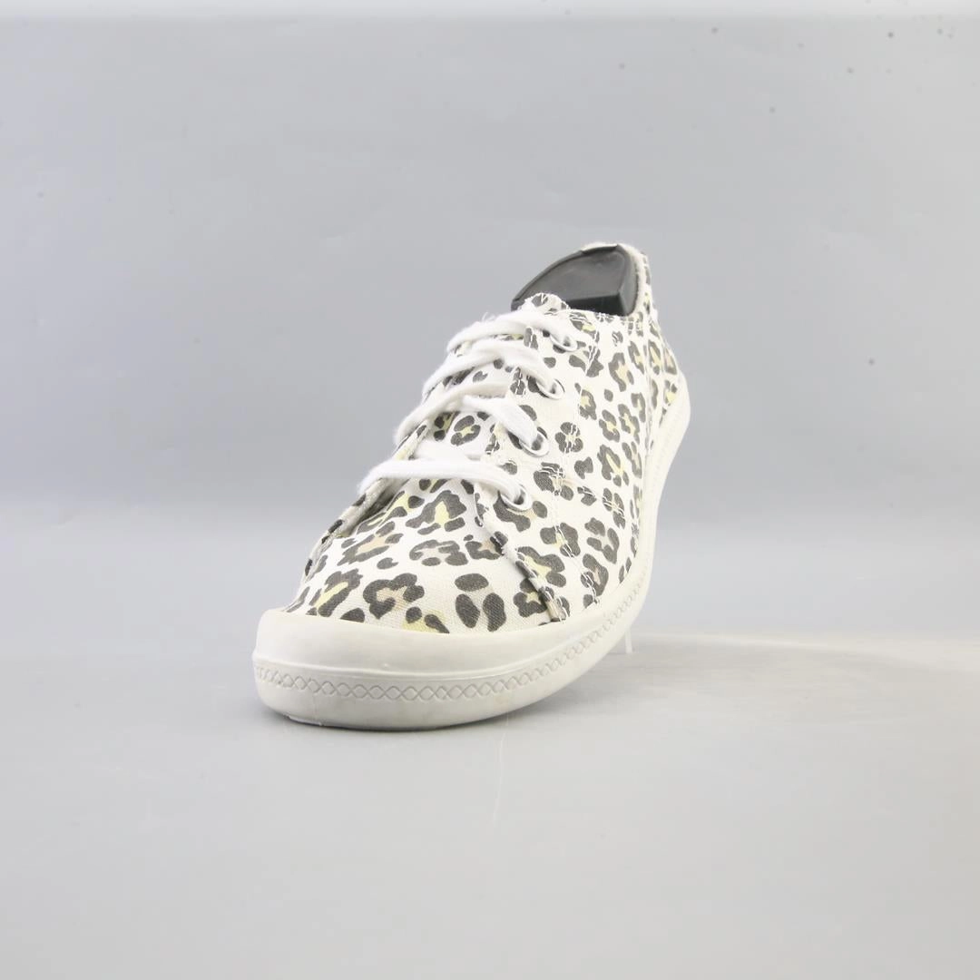 Volleyball Shoes Under $50 TIME AND TRU MEMORY FORM