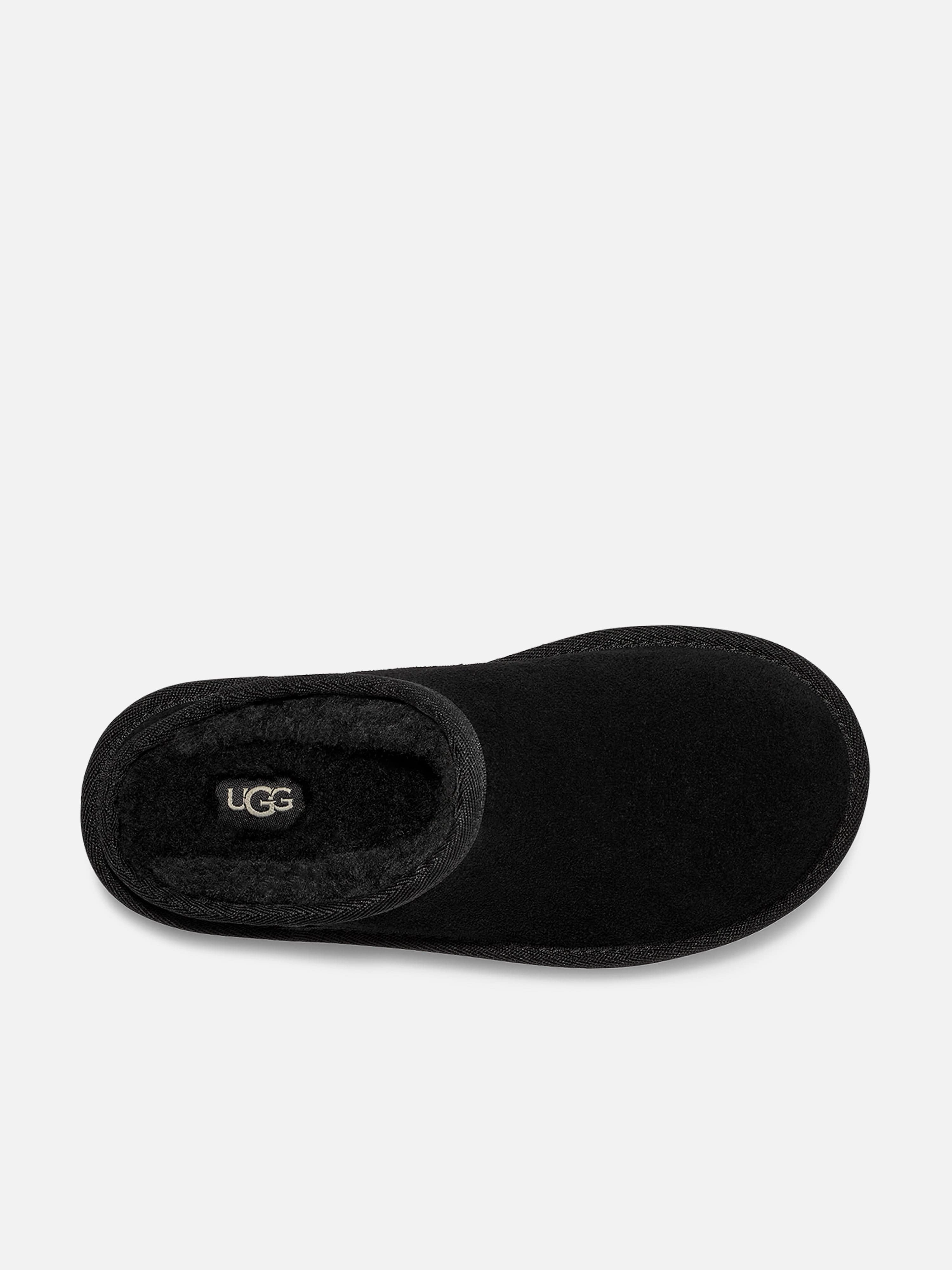 Dbz Slippers UGG Kids Classic Slip-On in Black