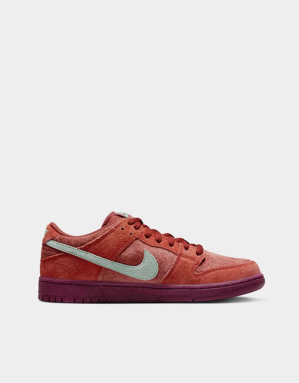 Nike SB Dunk Low Pro Premium Skate Shoes - Mystic Red/Emerald Rise-Rugged Orange-Rosewood-Mystic Red Summer Shoes Nike