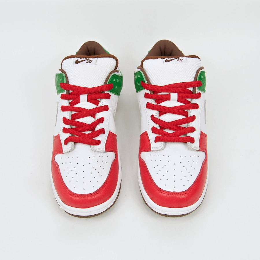 Nike SB - 'Cinco De Mayo' Dunk Low Pro SB Shoes - White / White New York Knicks Nike Shoes