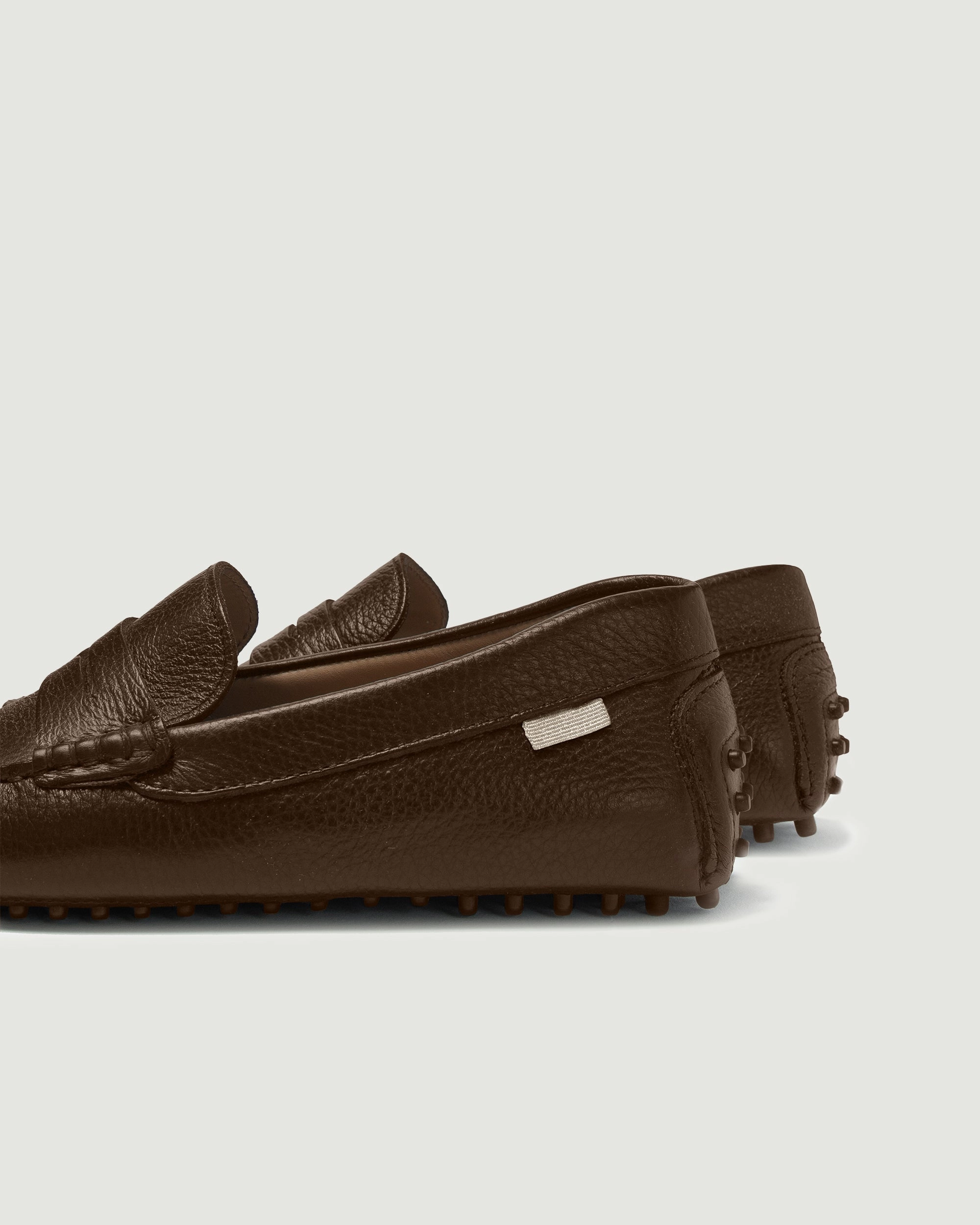 Fearnley Brogues Driver | Chocolate Pebbled