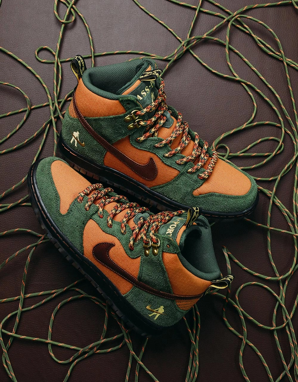 Nike Arch Support Shoes Nike SB Dunk High Pro QS Skate Shoes - Carbon Green/Cider-Wheat Gold